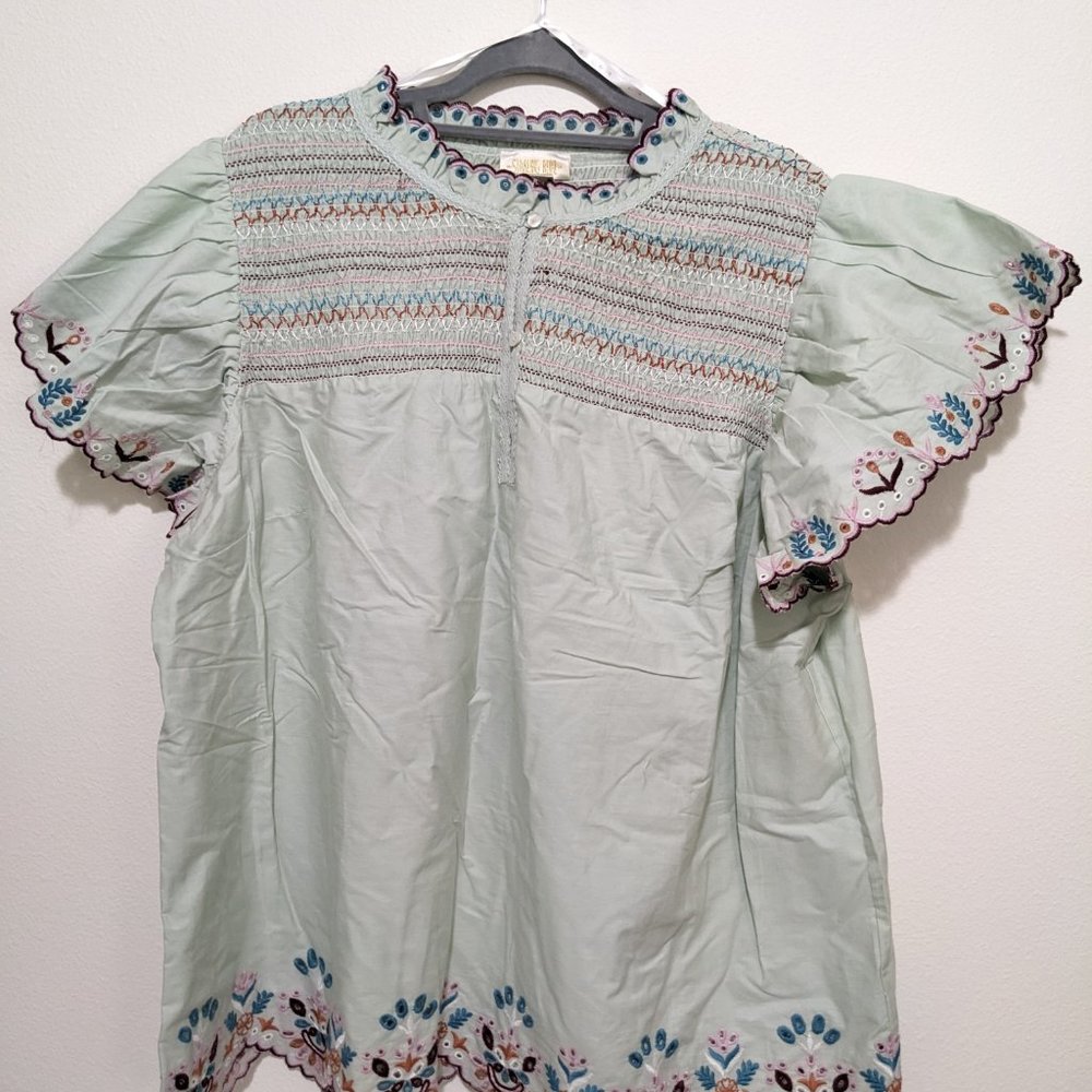 Starling Reine Women's Plus Sized XL 18/20 Mint Embroidered Floral Blouse